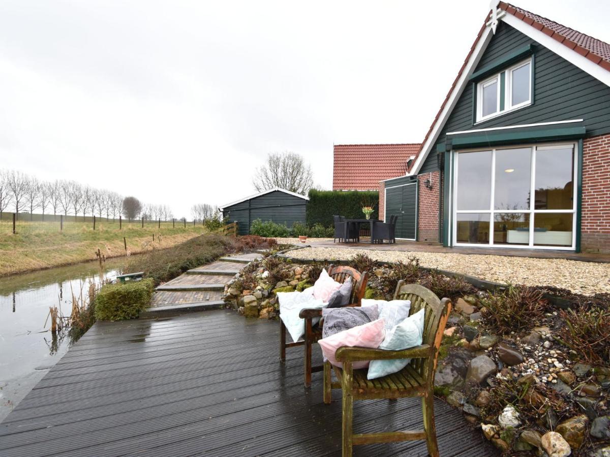 Modern Holiday Home In Ooltgensplaat Bagian luar foto